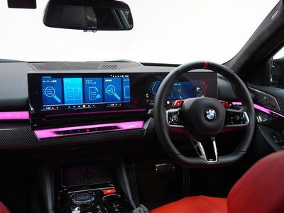 2025 BMW M5 照片 15