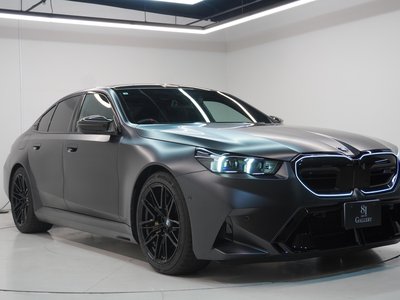 2025 BMW M5 照片 3