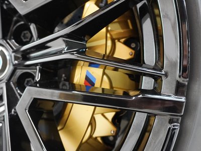 2025 BMW M5 照片 13