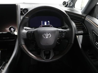 2025 Toyota ALPHARD — миниатюра 25