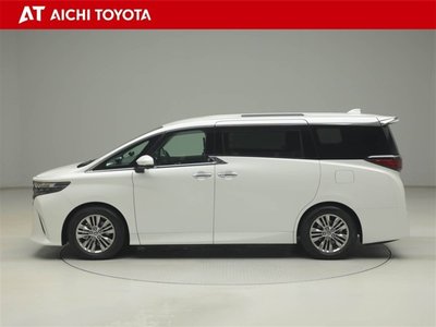 2025 Toyota ALPHARD — фото 3