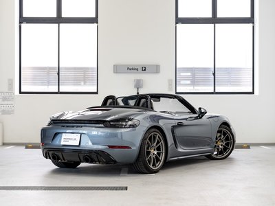 PORSCHE 718 - 6