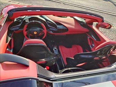 FERRARI SF90 - 3
