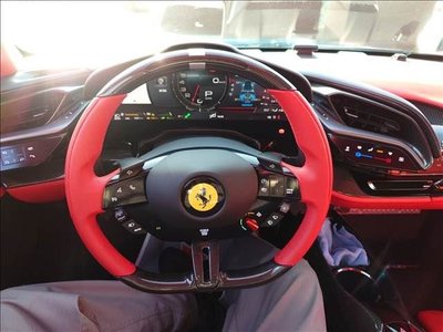 FERRARI SF90 - 10