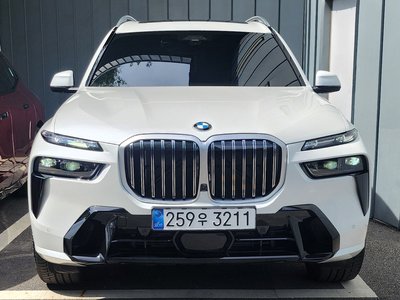 BMW X7 - 1