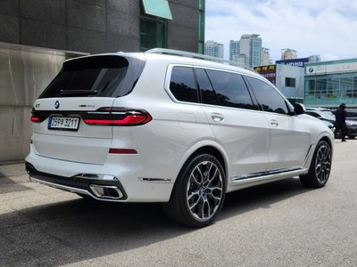 BMW X7 - 6