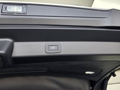 2025 LAND Rover RANGE ROVER SPORT — миниатюра 27