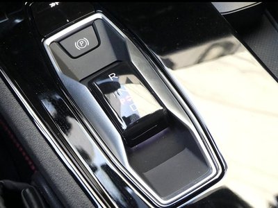 AUDI RS E-TRON GT - 5