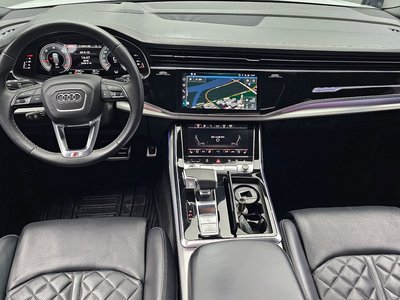 AUDI Q8 - 5