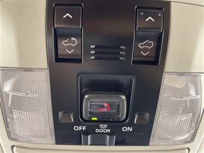 TOYOTA LAND CRUISER PRADO - 10