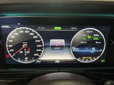 MERCEDES-BENZ CLS - 10