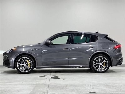 صورة 8 لـ 2023 Maserati GRECALE