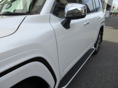 TOYOTA LAND CRUISER 300 - 10