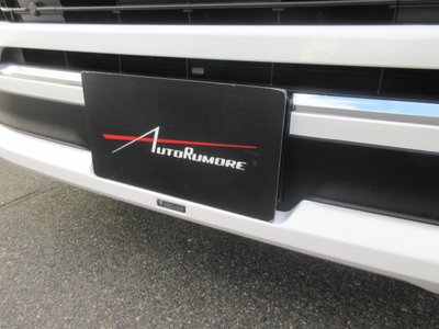 TOYOTA LAND CRUISER 300 - 9