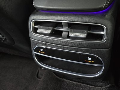 2021 Genesis GV70 — миниатюра 32