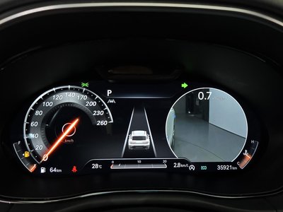 2021 Genesis GV70 — миниатюра 11
