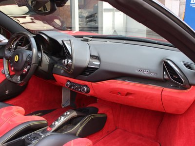 صورة 15 لـ 2016 Ferrari 488 SPIDER