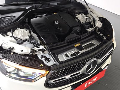 MERCEDES-BENZ GLC - 7