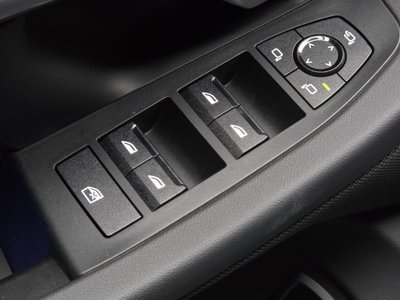 صورة مصغرة 29 لـ 2024 BMW 5 SERIES