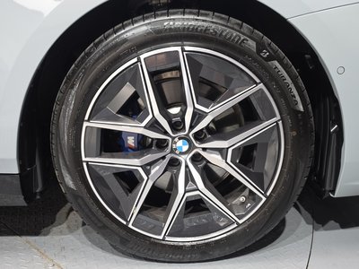 2024 BMW 5 SERIES 照片 8