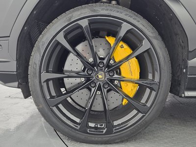 2023 Lamborghini URUS 照片 6