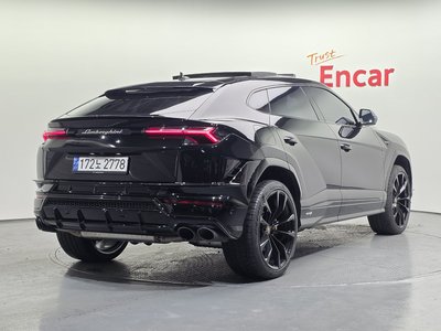 2023 Lamborghini URUS 照片 4