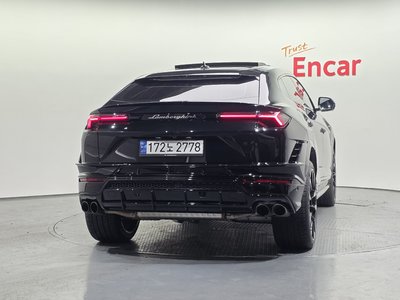 2023 Lamborghini URUS 照片 3