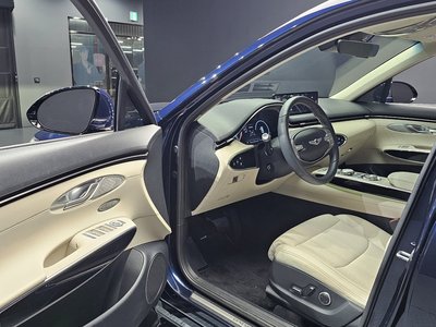 2022 Genesis GV70 缩略图 13