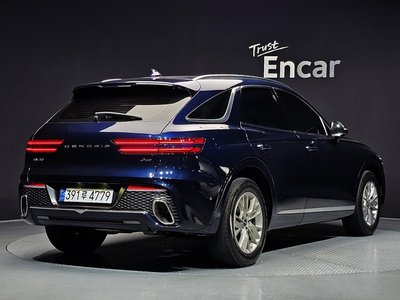 صورة 3 لـ 2022 Genesis GV70