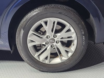 صورة 8 لـ 2022 Genesis GV70