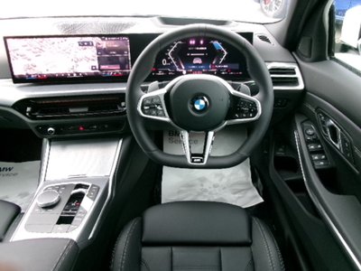 2025 BMW 3 SERIES thumbnail 39