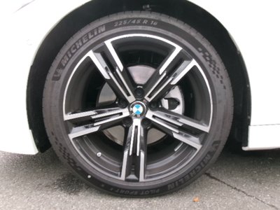 2025 BMW 3 SERIES thumbnail 12