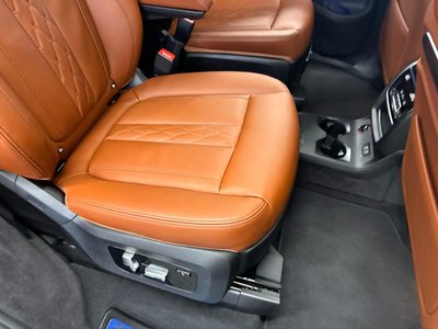 صورة مصغرة 19 لـ 2025 BMW X7