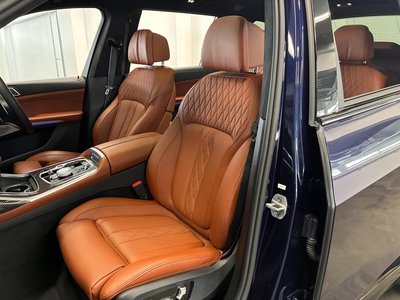 صورة مصغرة 34 لـ 2025 BMW X7