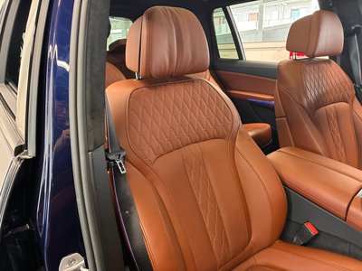 2025 BMW X7 照片 8