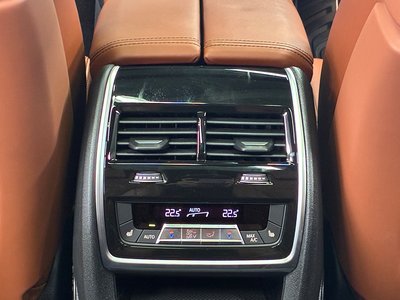 صورة مصغرة 31 لـ 2025 BMW X7