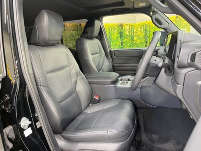 TOYOTA LAND CRUISER 250 - 8