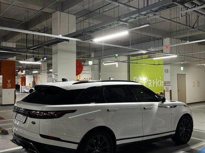 LAND ROVER RANGE ROVER VELAR - 9