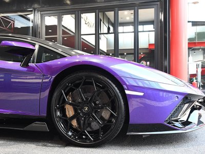 صورة 8 لـ 2022 Lamborghini AVENTADOR