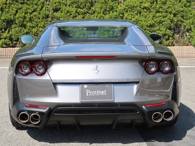 FERRARI 812 GTS - 6