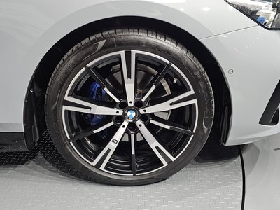 BMW 5 SERIES - 8