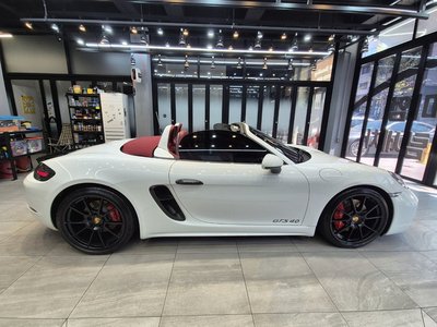 2022 Porsche 718 照片 5