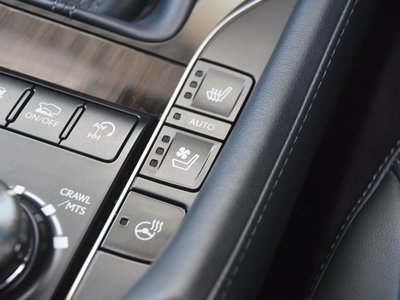 صورة مصغرة 25 لـ 2019 Lexus LX