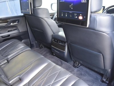 صورة مصغرة 36 لـ 2019 Lexus LX