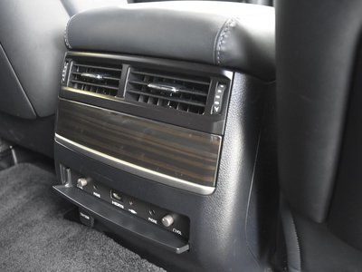 صورة مصغرة 38 لـ 2019 Lexus LX