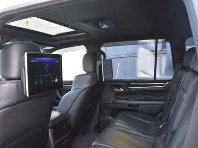 صورة مصغرة 40 لـ 2019 Lexus LX