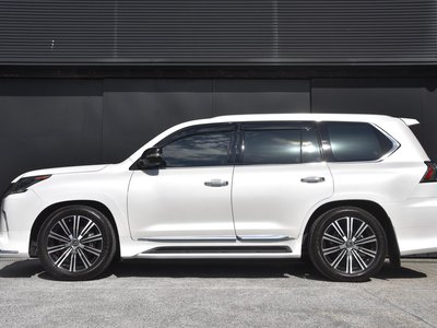 صورة مصغرة 53 لـ 2019 Lexus LX