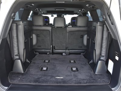 صورة مصغرة 47 لـ 2019 Lexus LX