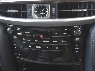 صورة مصغرة 23 لـ 2019 Lexus LX