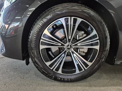 MERCEDES-BENZ E-CLASS - 6